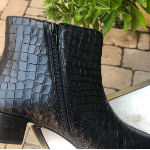 Corso Como Women's Freen Ankle Boots sz 8.5 Black - Picture 4 of 7